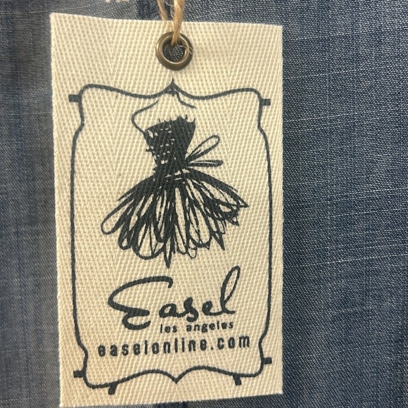 NWT Washed Denim Short Sleeve Cardigan - Easel - Picture 4 of 4